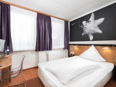 Days Inn Dortmund West Exterior photo